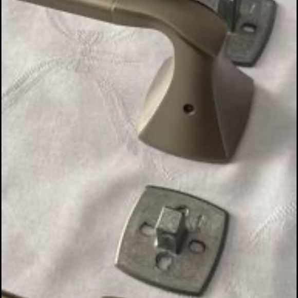 Towel bars - Picture 3 of 4